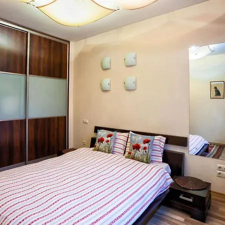 Apartament On Nezavisimosti 19 Appartamento Minsk