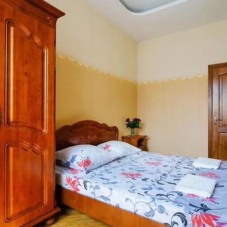 Apartament On Nezavisimosti 19 Apartment *
